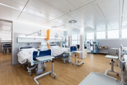 REALIZZAZIONI Ospedale Careggi reparto dialisi - ACG Arco Costruzioni Generali